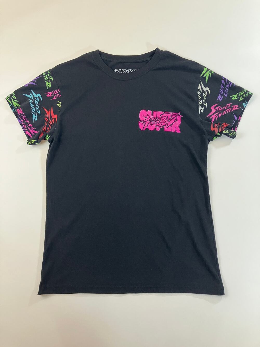 CAPCOM Street Fighter Men's M Black Neon Logo Sleeve Graphic T Shirt
